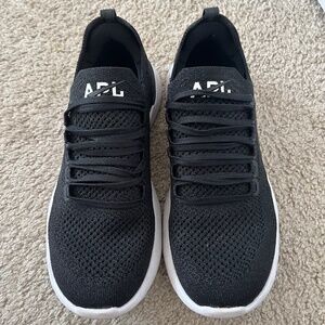 APL Women's Techloom Breeze Sneakers Black Sparkly Size 8